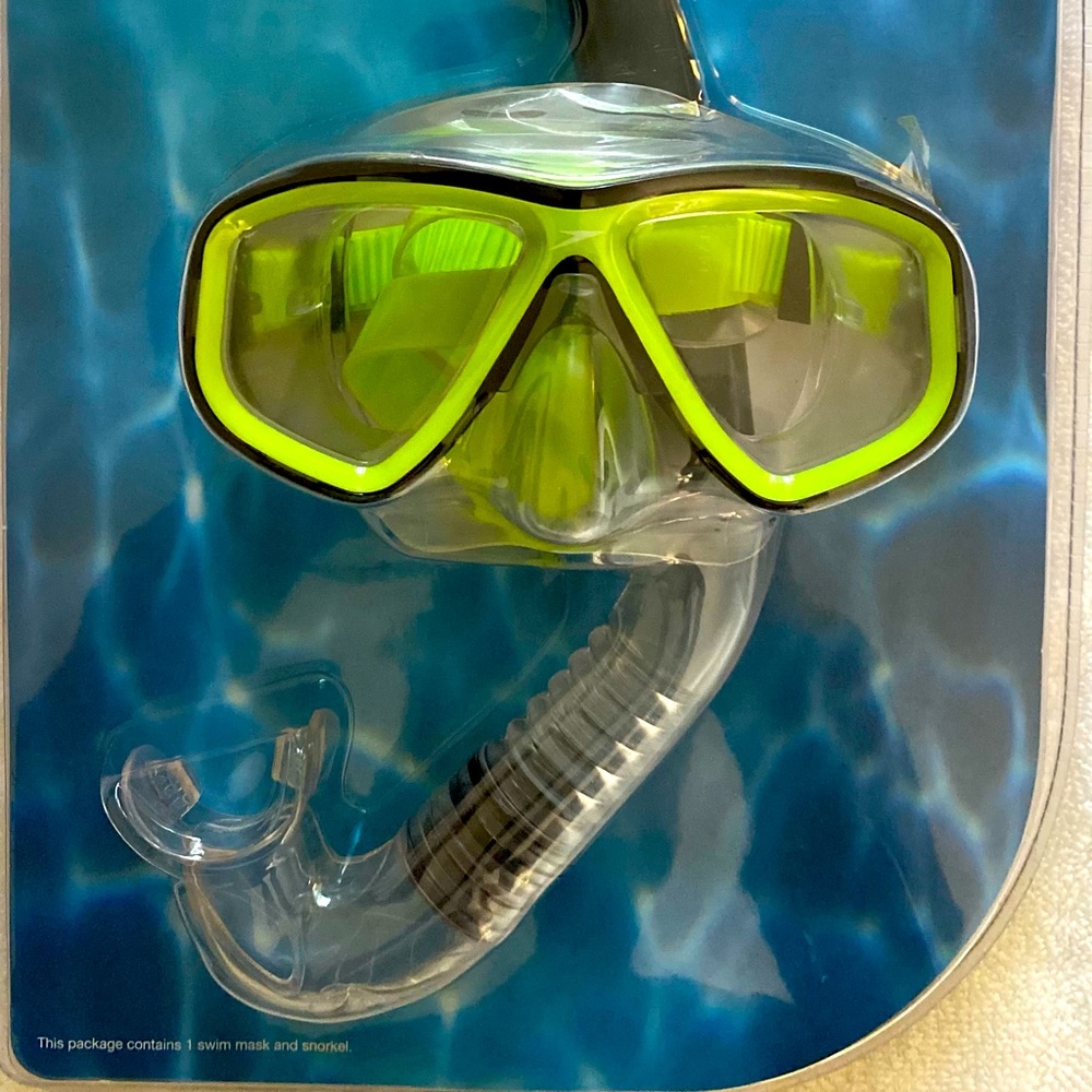 🆕 Speedo Kid Mask + Snorkel Set.